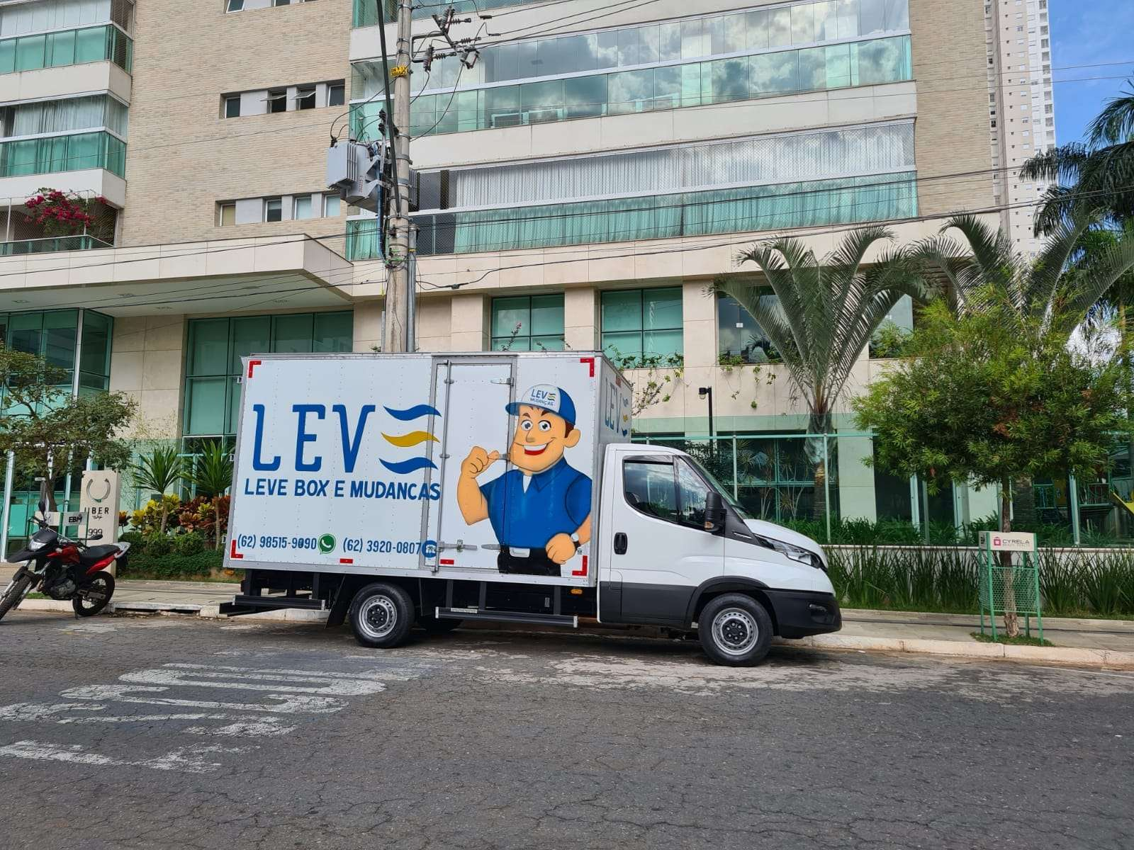 Caminhão Leve Mudanças na cidade